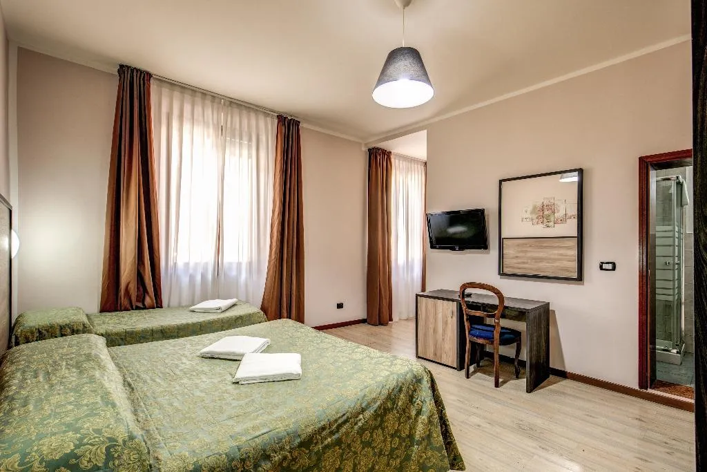 FAMILY ROOM STANDARD Room, Basilea, Florence