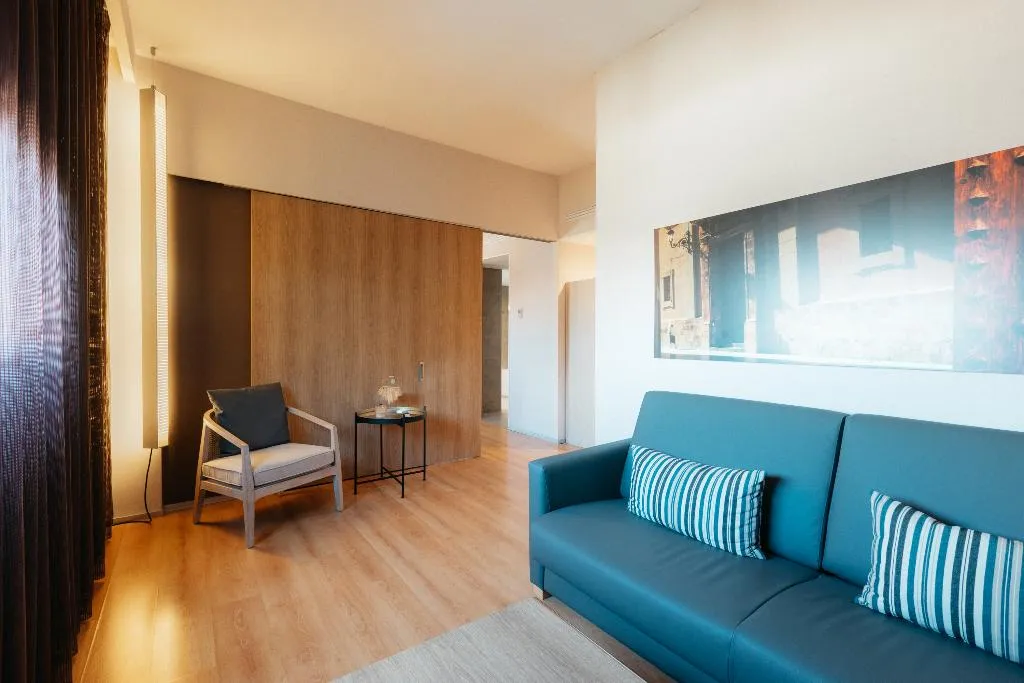 JUNIOR SUITE STANDARD Room, Barcelo Valencia, Valencia