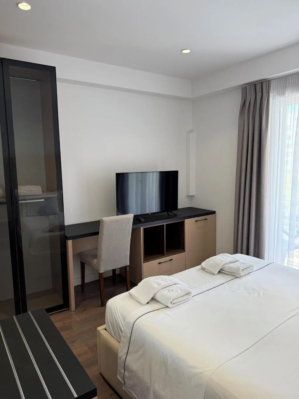 Room, Adria Palace Hotel, Durres