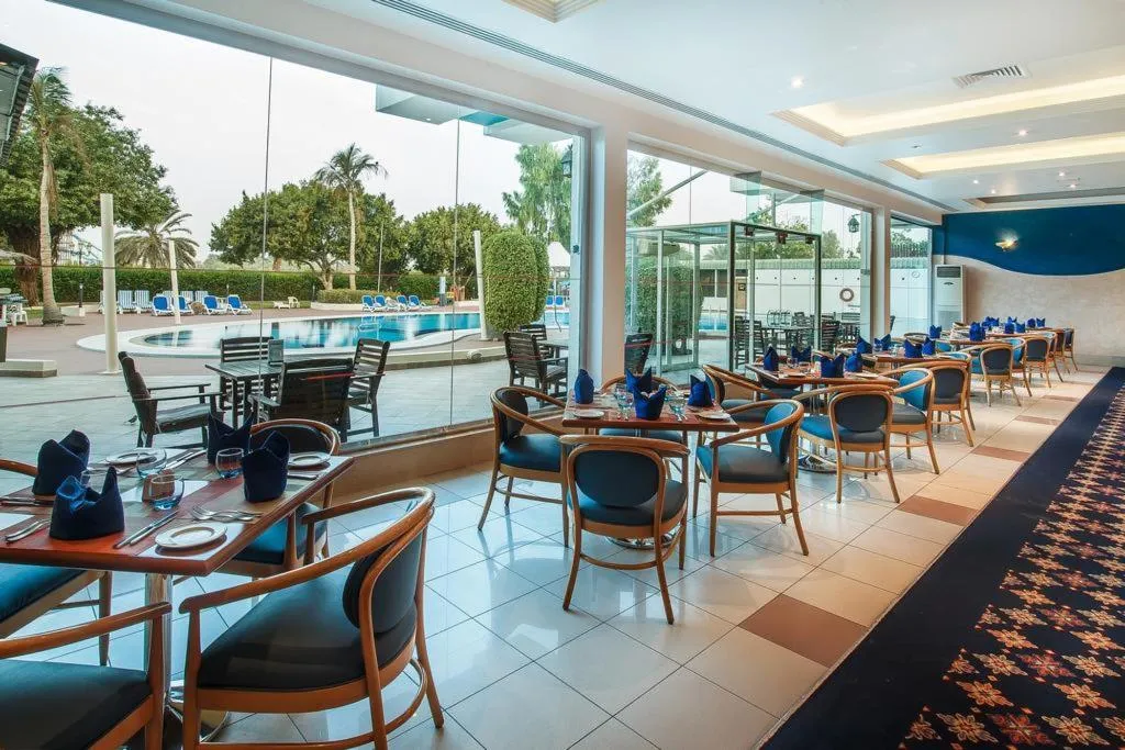 Restaurant, Holiday International, Dubai