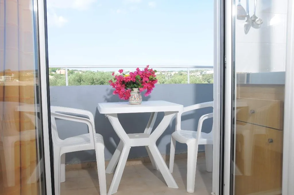 STUDIO STANDARD Room, Mastorakis Studios, Crete