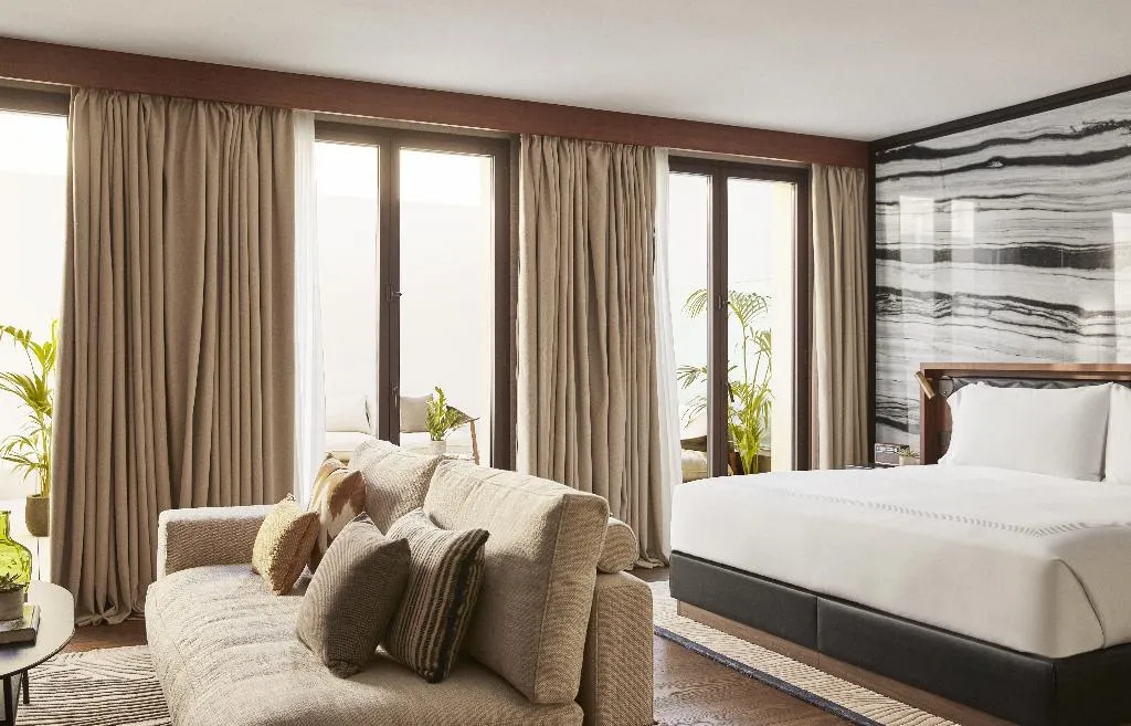 JUNIOR SUITE WITH TERRACE Room, Thompson Madrid, part of Hyatt, Madrid