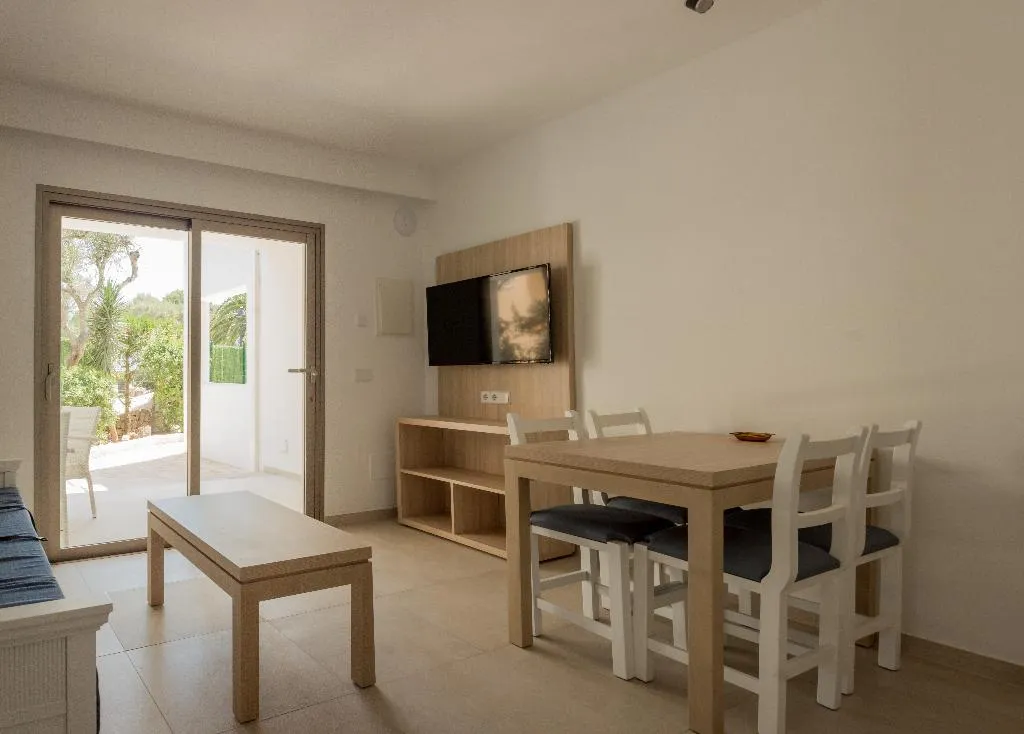 APARTMENT SUPERIOR TWO BEDROOMS Room, Sol Naixent-Bonaire, Majorca