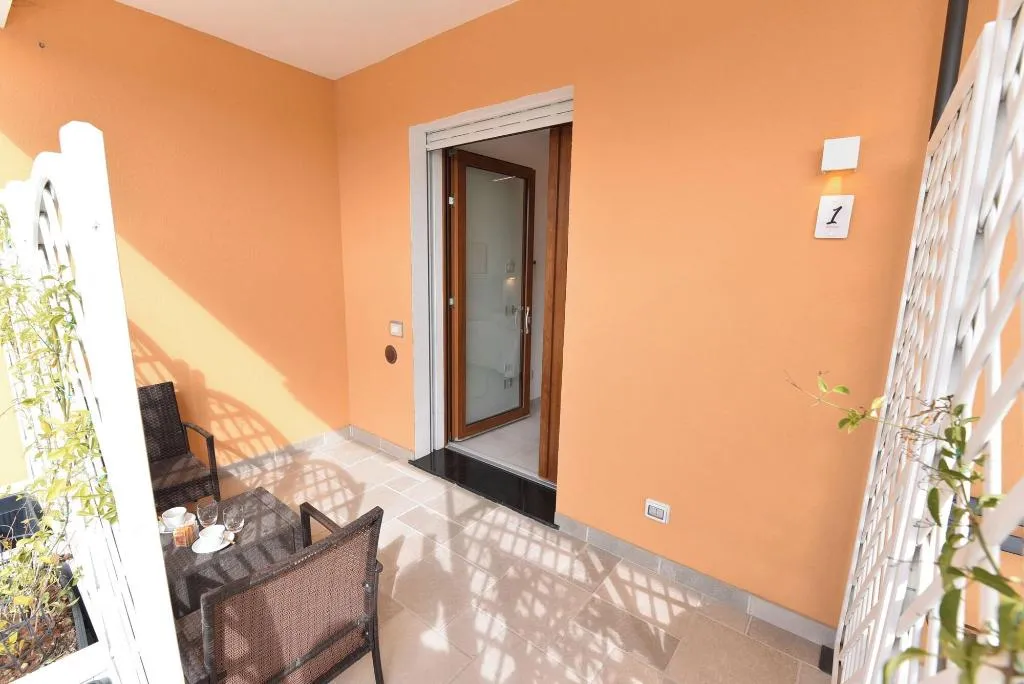 Room, Casa Emma, Naples