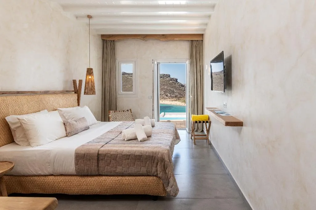 STUDIO WITH PRIVATE POOL Room, Panormos Village Seaside Resort, Mykonos