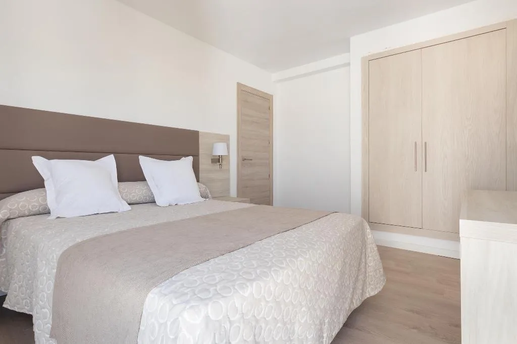 APARTMENT TWO BEDROOMS Room, Hotel Palia Puerto Del Sol, Majorca