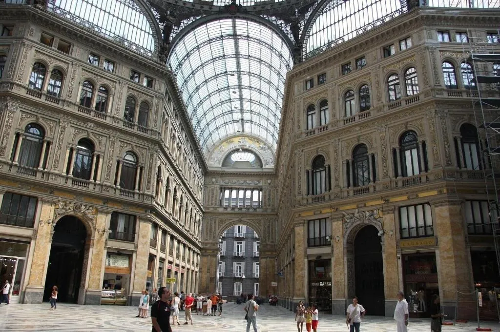 General view, Dependance, Naples