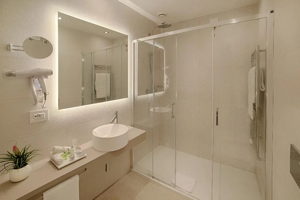 SUITE WITH TERRACE Room, NH Collection Roma Fori Imperiali, Rome
