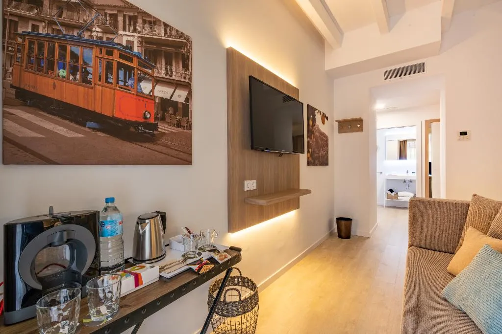 JUNIOR SUITE SUPERIOR CITY VIEW Room, Soller Plaza, Majorca