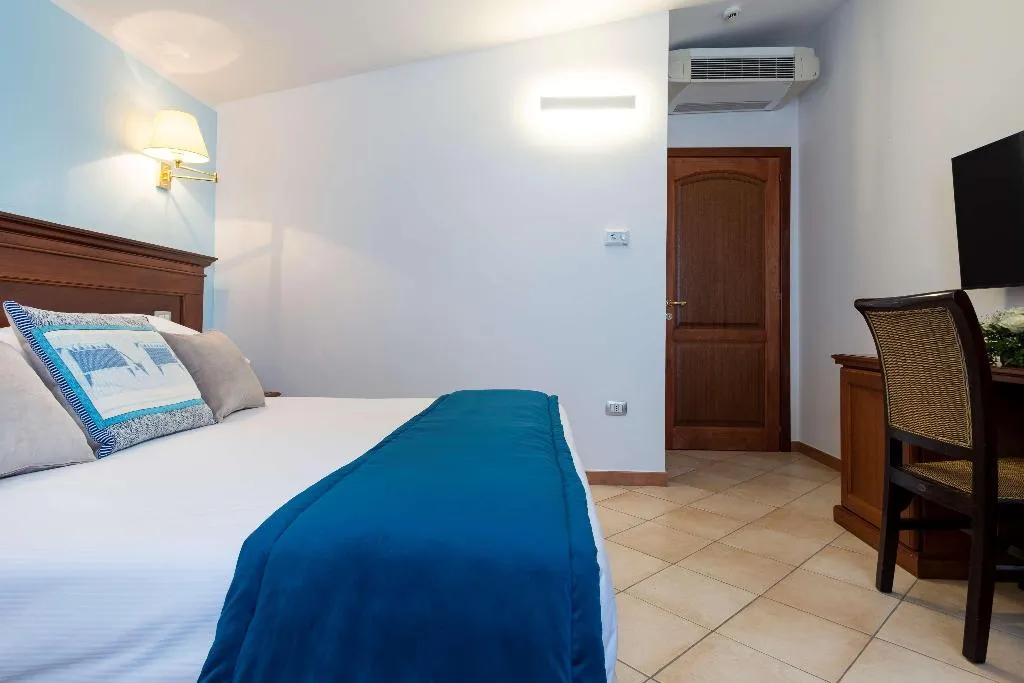 Room, Hotel Blumarea, BW Signature Collection, Alghero