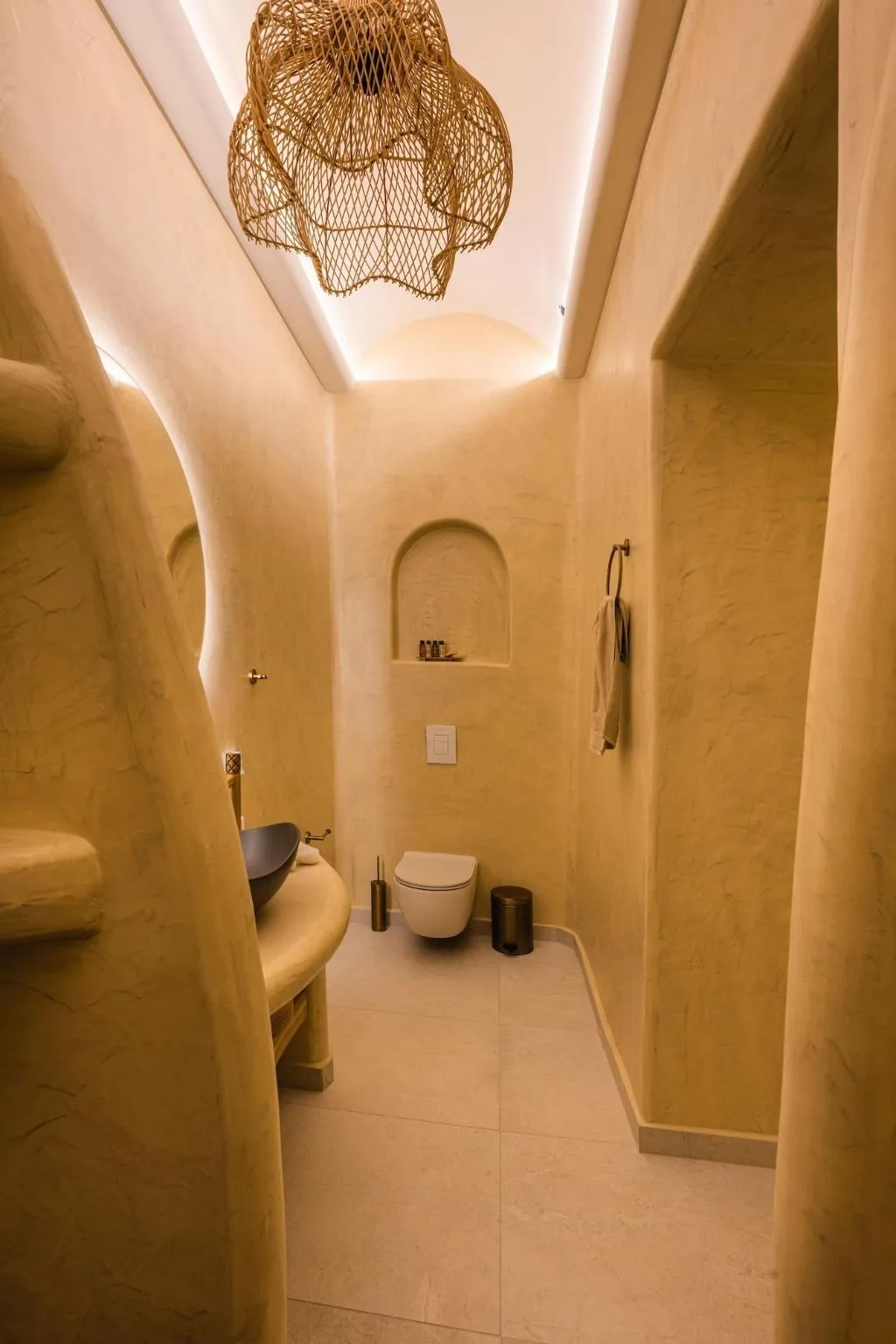 Room, La Madeleine Oia, Santorini