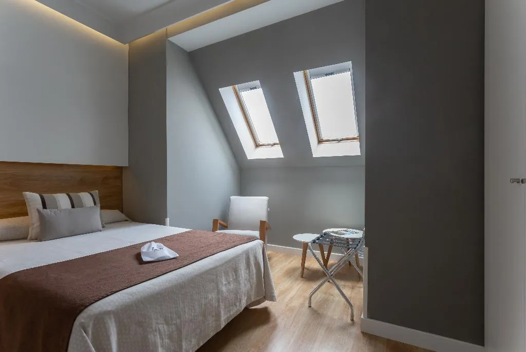 SINGLE STANDARD Room, Monte Carmelo, Seville