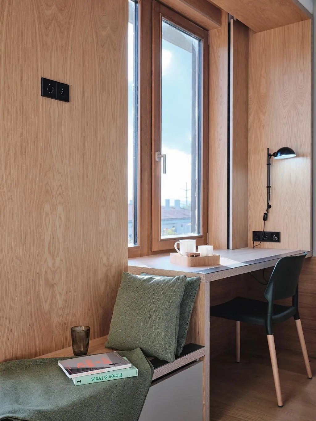 DOUBLE CLASSIC WITH BALCONY Room, Qgat Suites & Events, Barcelona