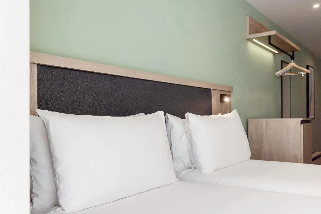 TWIN STANDARD Room, Hotel Levante St Julian´s Affiliated By Melia, Malta