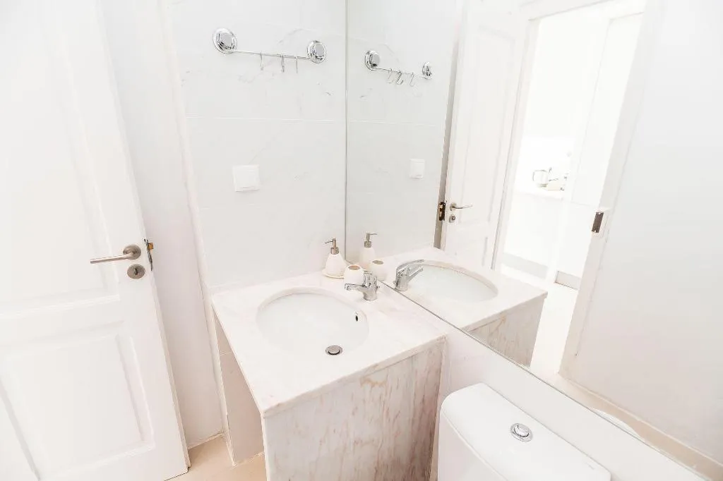 Room, The Lisbon-Way Apartments, Lisbon