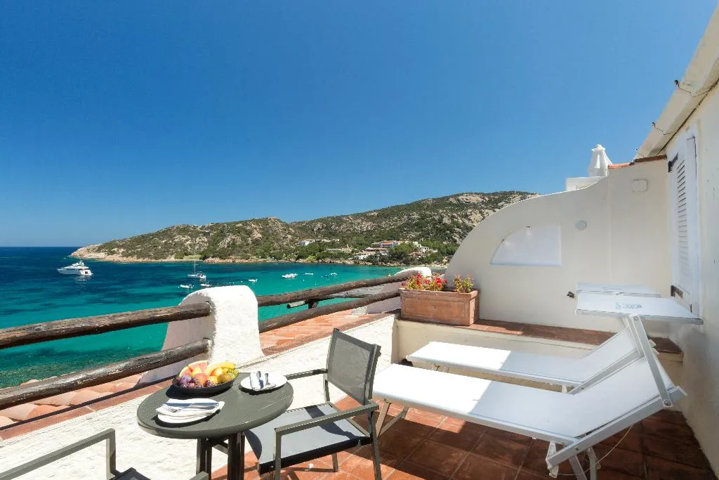 JUNIOR SUITE PREMIUM Room, Club Hotel Baja Sardinia, Olbia