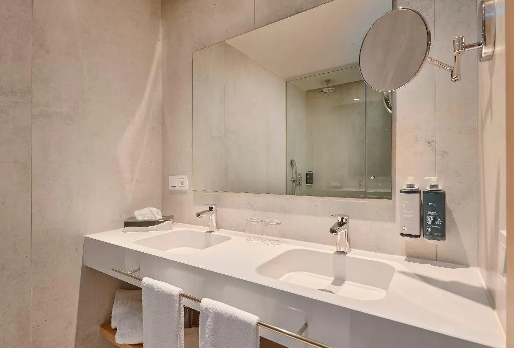 Double or Twin PREMIUM Room, Hipotels Mediterraneo - adults only, Majorca