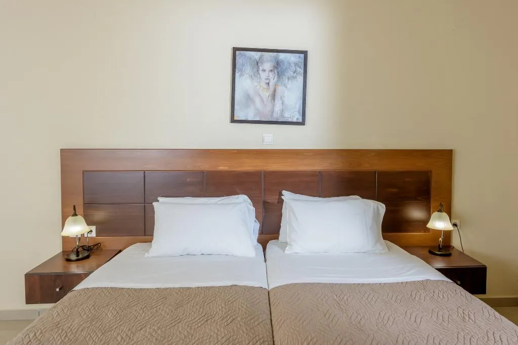 SUITE WITH PRIVATE POOL Room, Theo Hotel, Crete