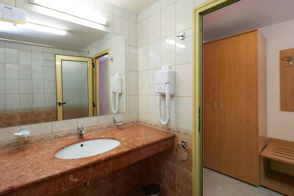 Room, Diamond Hotel, Bourgas
