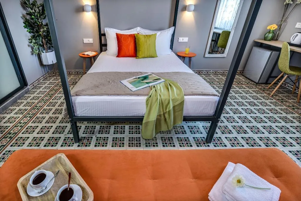 Room, Mosaic, Crete