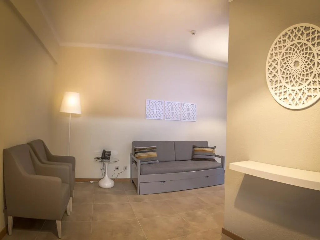 APARTMENT TWO BEDROOMS Room, Flor Da Rocha, Algarve