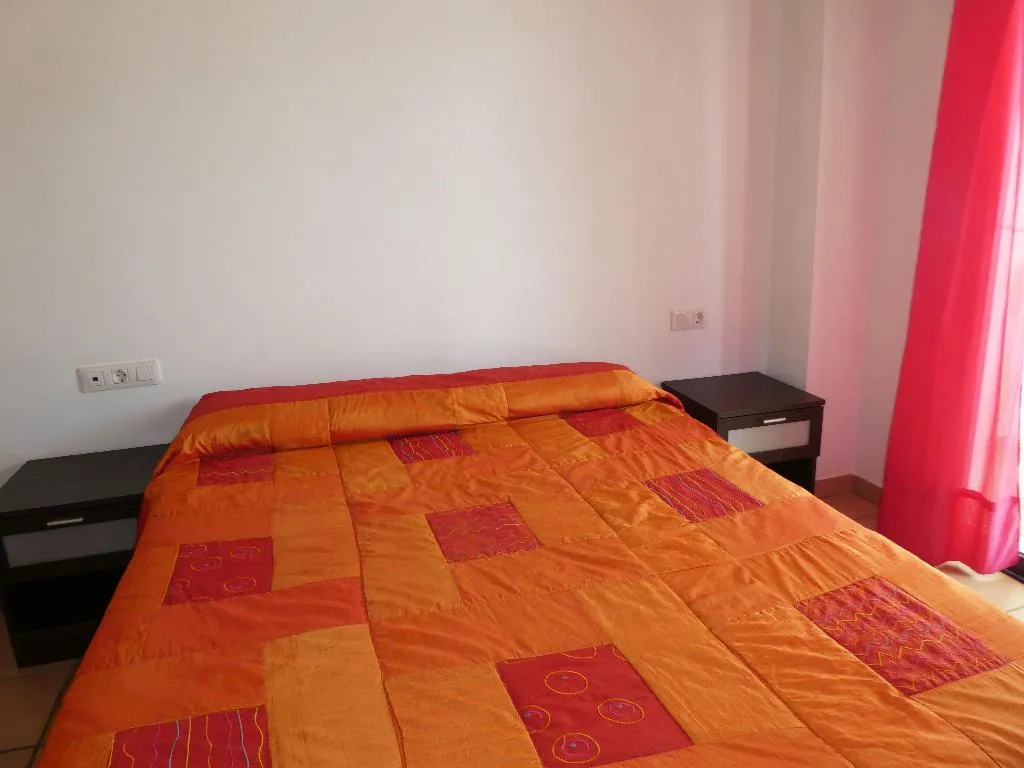 APARTMENT CAPACITY 4 ONE BEDROOM Room, Apartamentos Font Nova 3000, Valencia