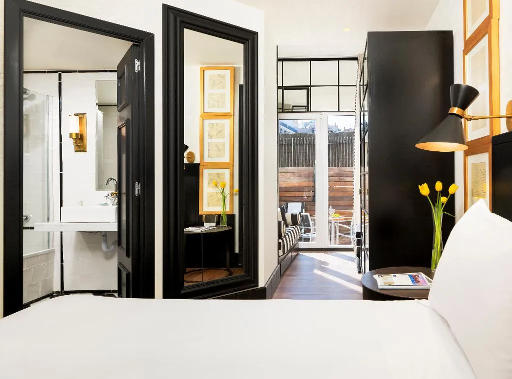 DOUBLE WITH TERRACE Room, H10 Catalunya Plaza-Boutique Hotel, Barcelona