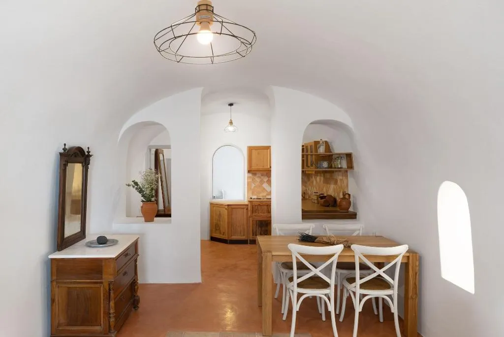 Room, Kastro Mansion, Santorini
