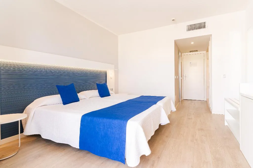 Double or Twin SIDE SEA VIEW Room, HOVIMA Cool Costa Adeje, Tenerife