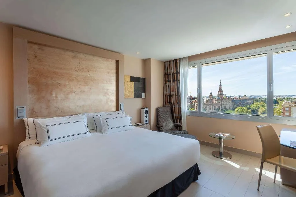 Room STANDARD Room, The Level At Meliá Sevilla, Seville