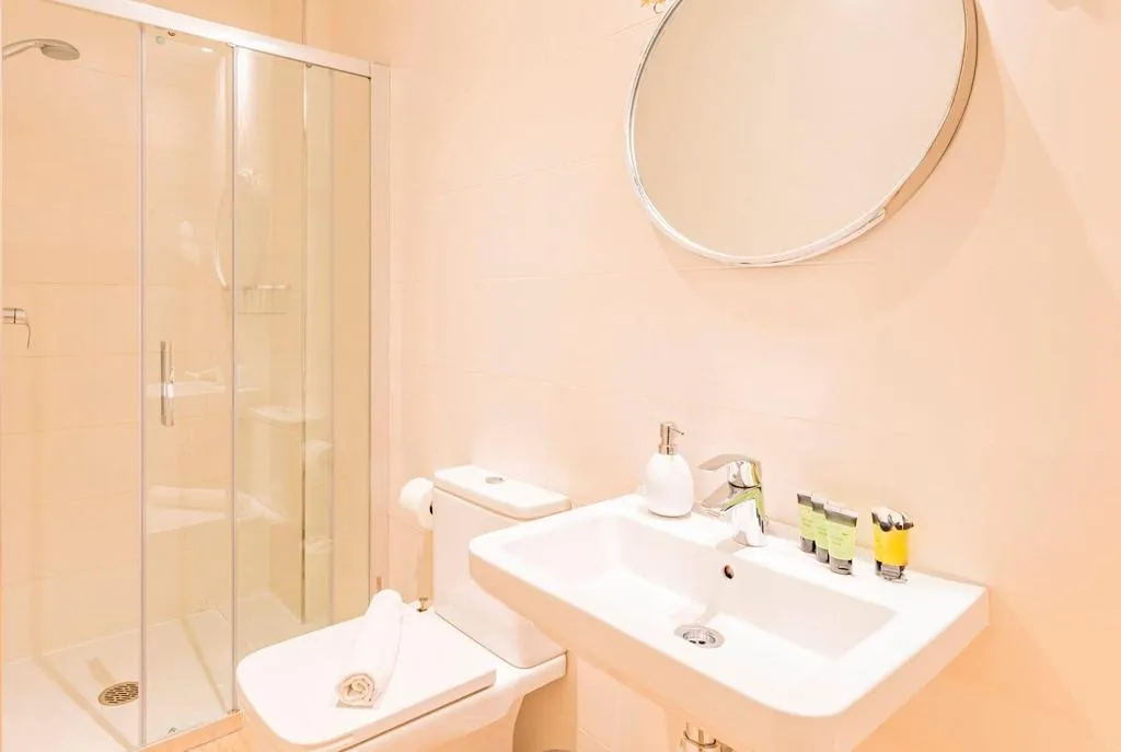 Room, Feelathome Ma Rtires Apartments, Costa Del Sol