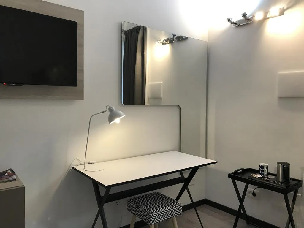 SINGLE SUPERIOR Room, Hotel Bernina Milano, Milan