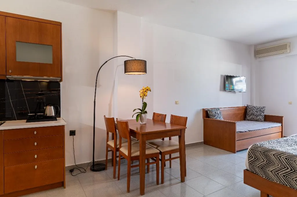Double or Twin GARDEN VIEW Room, Delfina Boutique, Crete