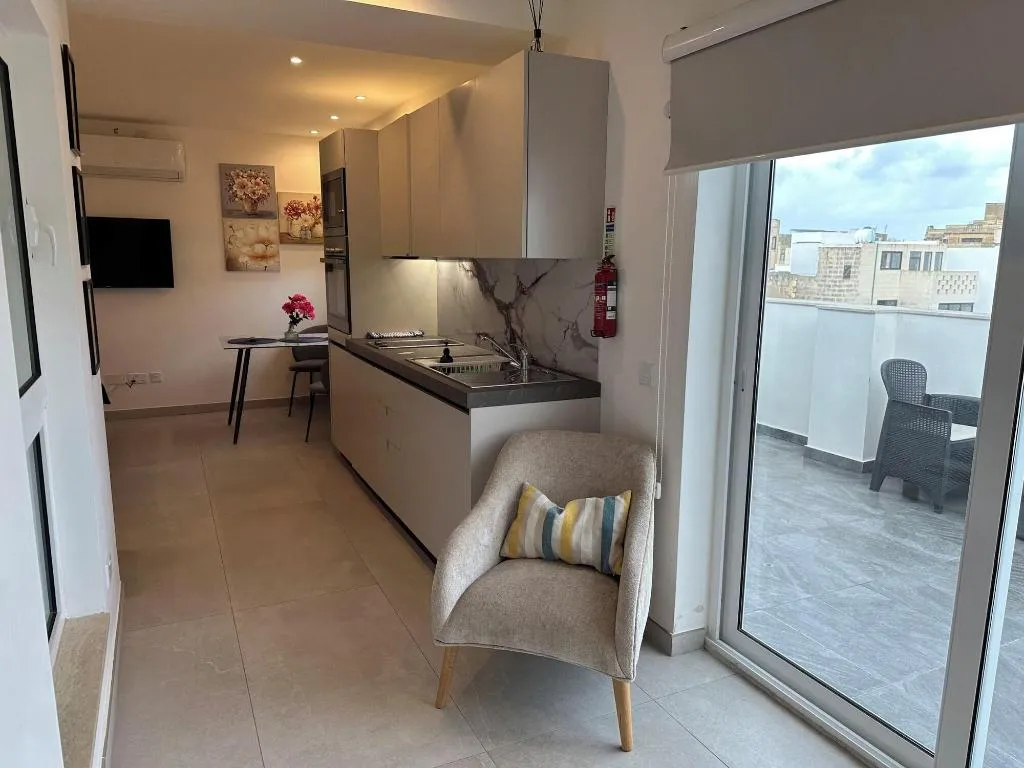 Room, The Central Guesthouse, Malta