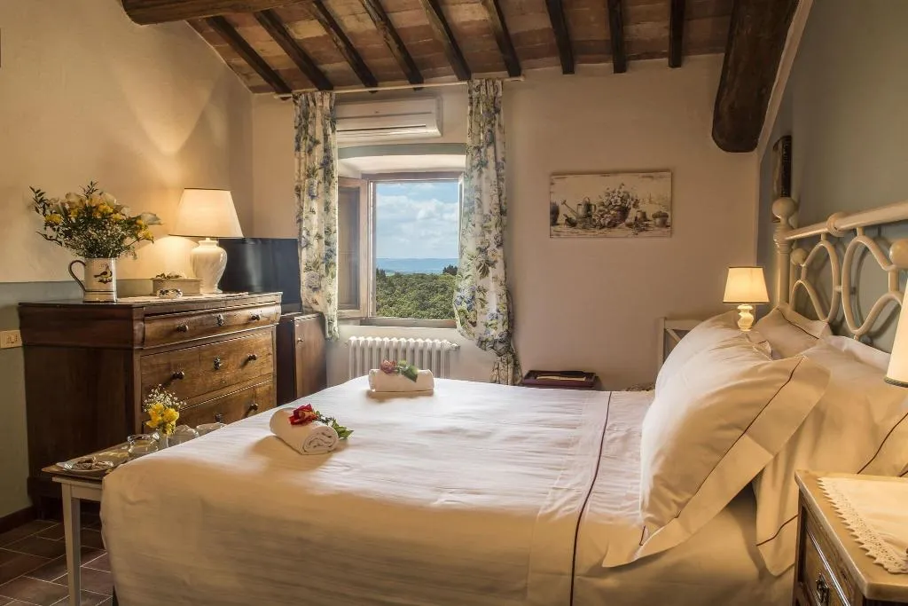 Room, Belvedere Di San Leonino, Florence