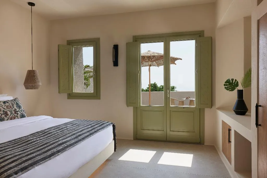 SUITE EXECUTIVE SEA VIEW Room, Aeon Suites by Mr and Mrs White, Santorini