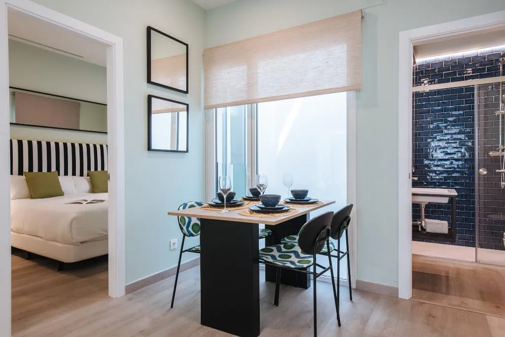 APARTMENT SUPERIOR Room, Sercotel Sevilla Guadalquivir Suites, Seville
