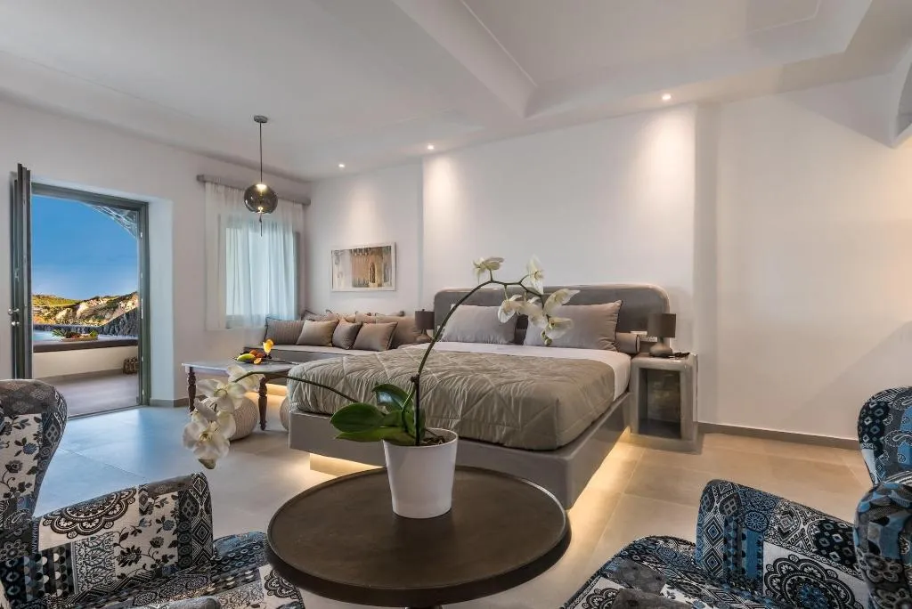 Room, Elements of Caldera Suites, Santorini