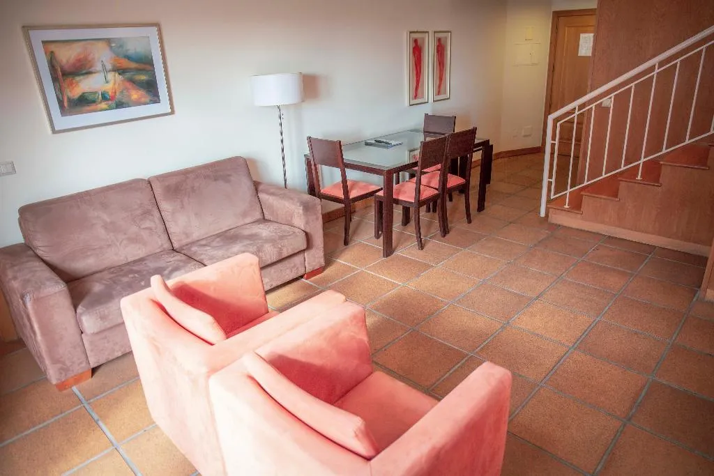 STUDIO SUPERIOR CAPACITY 4 Room, Apartamentos Turisticos Atlantida, Madeira