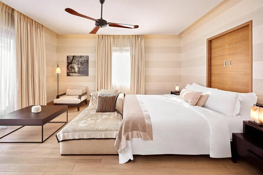 Room, The Romanos, A Luxury Collection Resort, Kalamata
