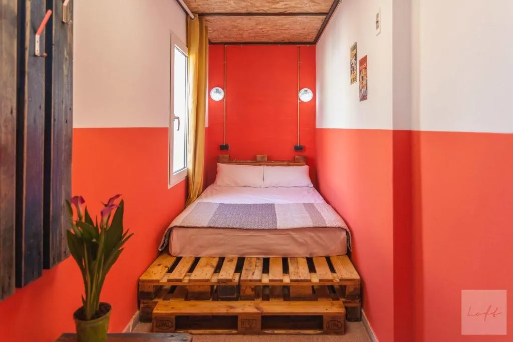 Room, Neptuno Hostal, Costa Brava