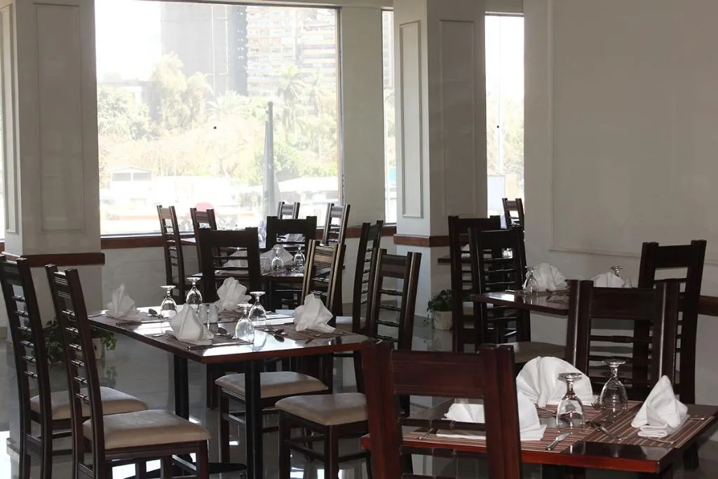 Restaurant, Horizon Shahrazad, Cairo