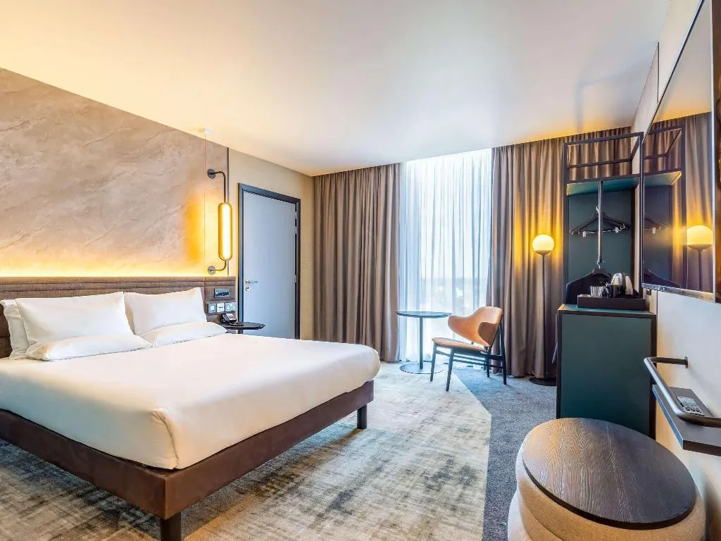 DOUBLE SUPERIOR Room, Novotel Valencia Lavant, Valencia