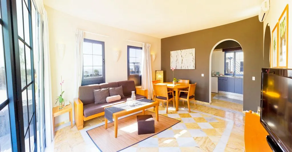 VILLA TWO BEDROOMS Room, Vik  Coral Beach, Lanzarote