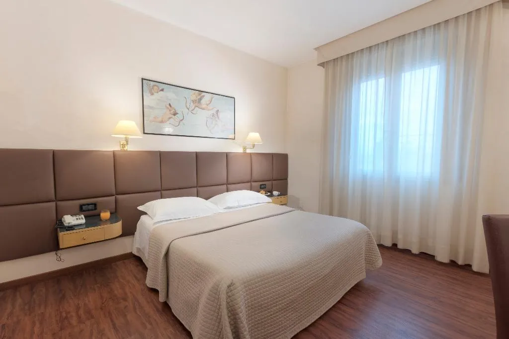 JUNIOR SUITE CAPACITY 2 Room, Minerva, Florence