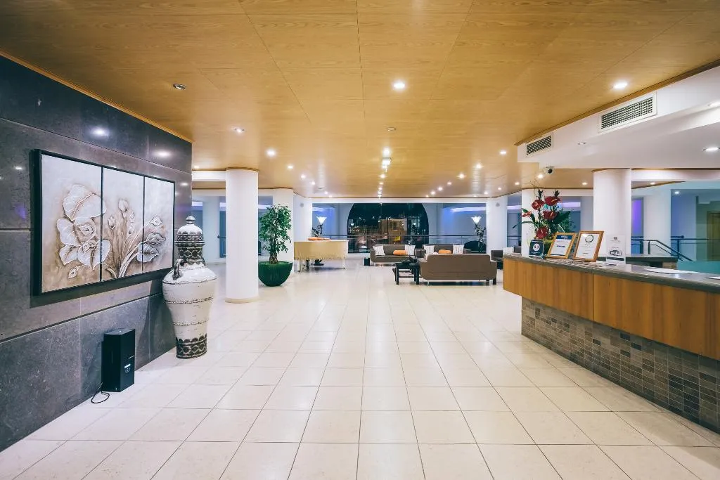 Lobby, Grand Muthu Forte Do Vale, Algarve