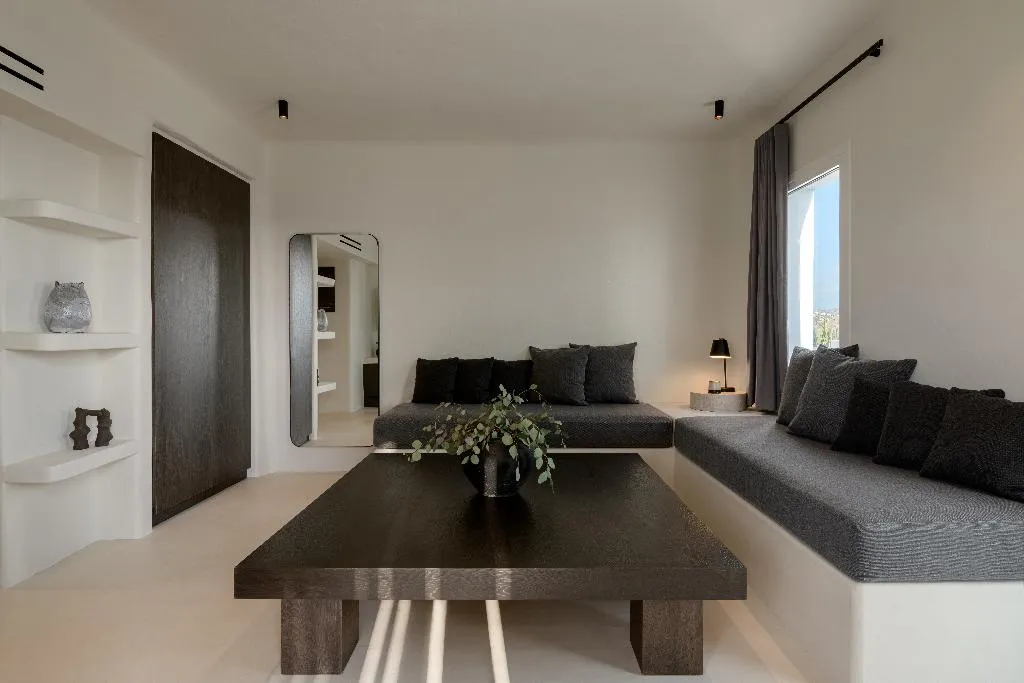 JUNIOR SUITE WITH JACUZZI Room, Rocabella Mykonos Hotel, Mykonos