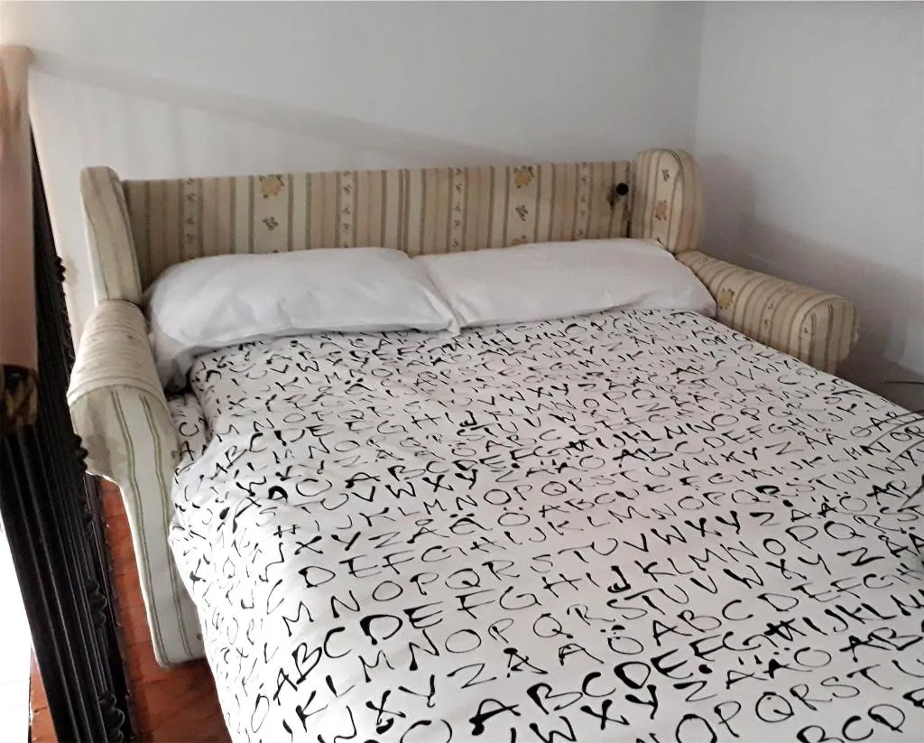 Room, B&B City Center, Naples