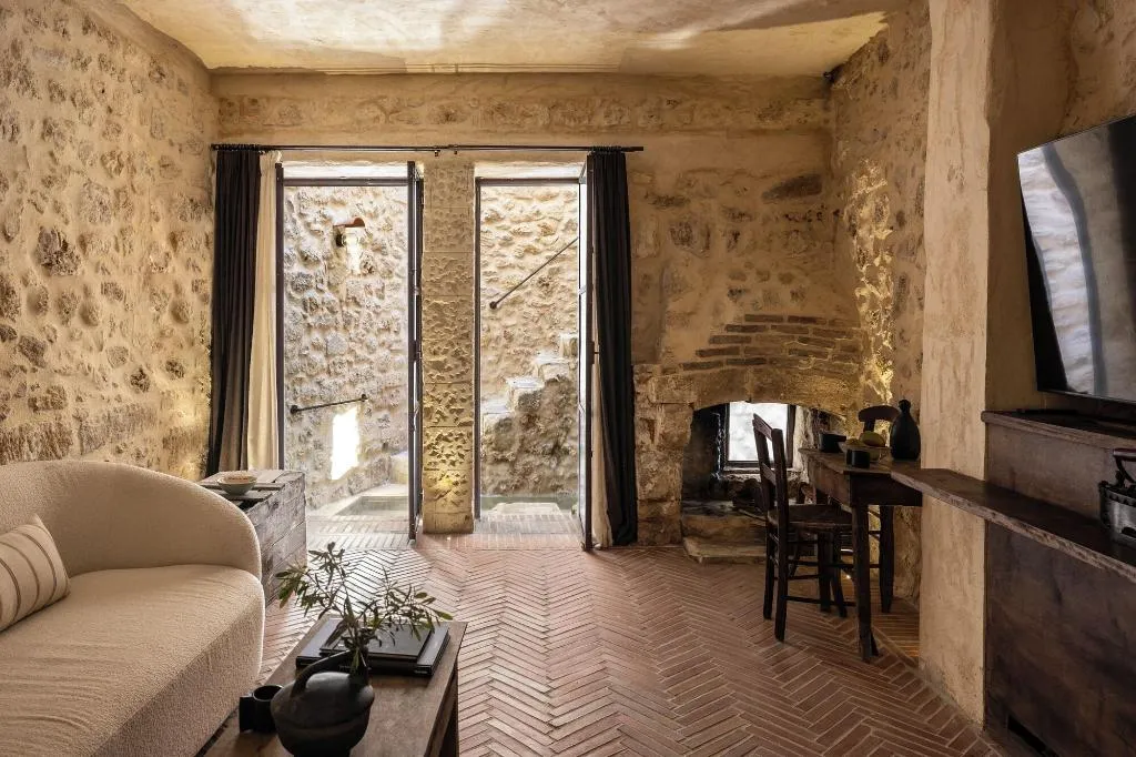Room, Amalen Suites, Crete