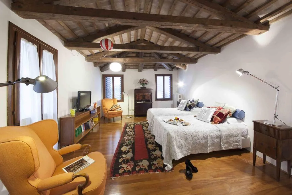 SUITE SUPERIOR WITH DOUBLE BED Room, Palazzetto Pisani, Venice
